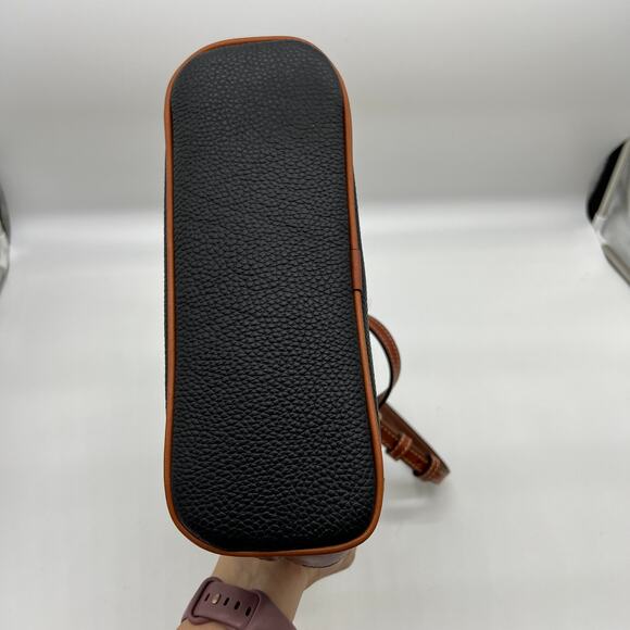 Dooney & Bourke Pebble Leather Crossbody Handbags Black - Picture 3 of 15